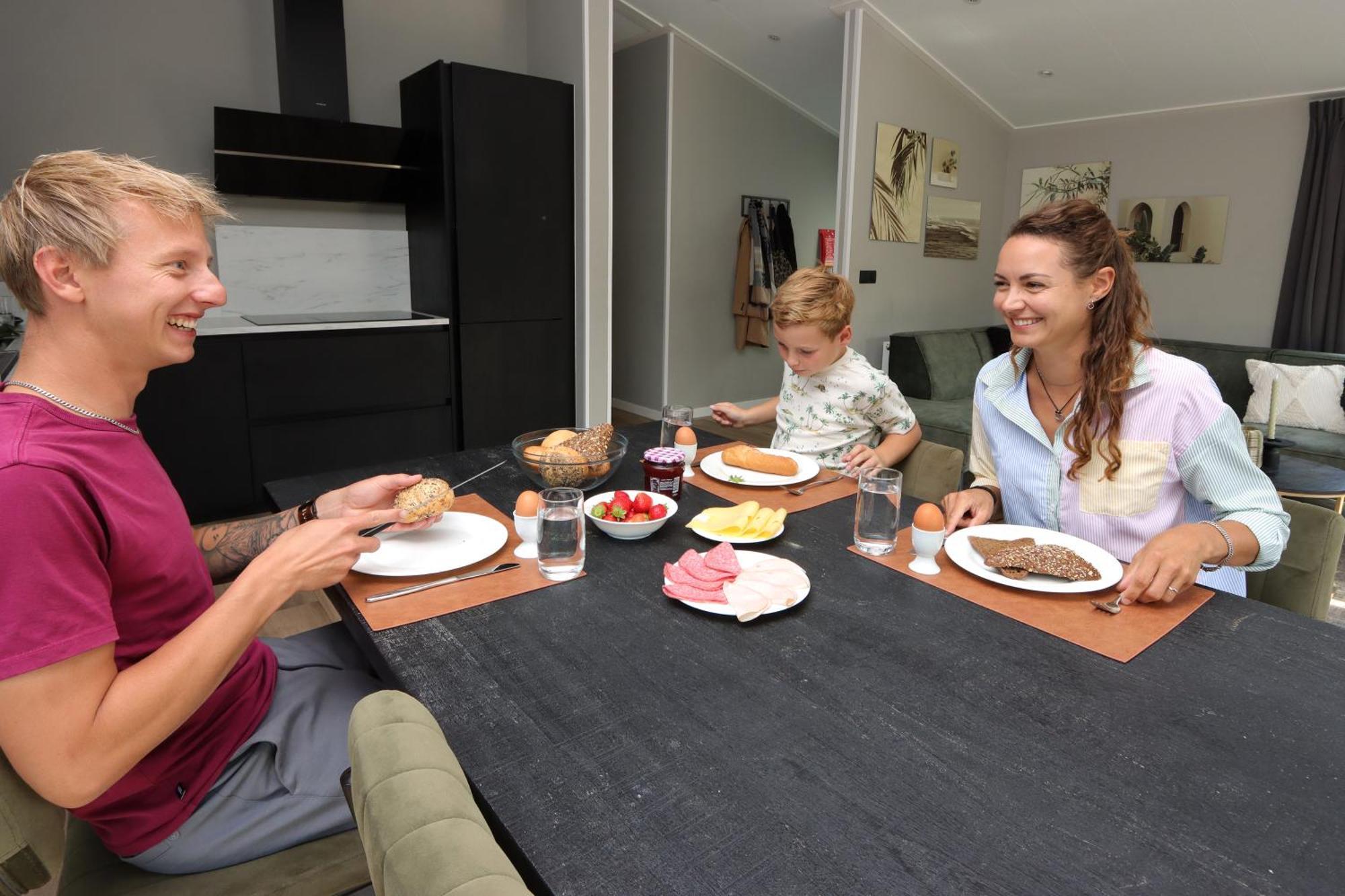 Wellness Chalet Veluwemeer Biddinghuizen Exteriör bild