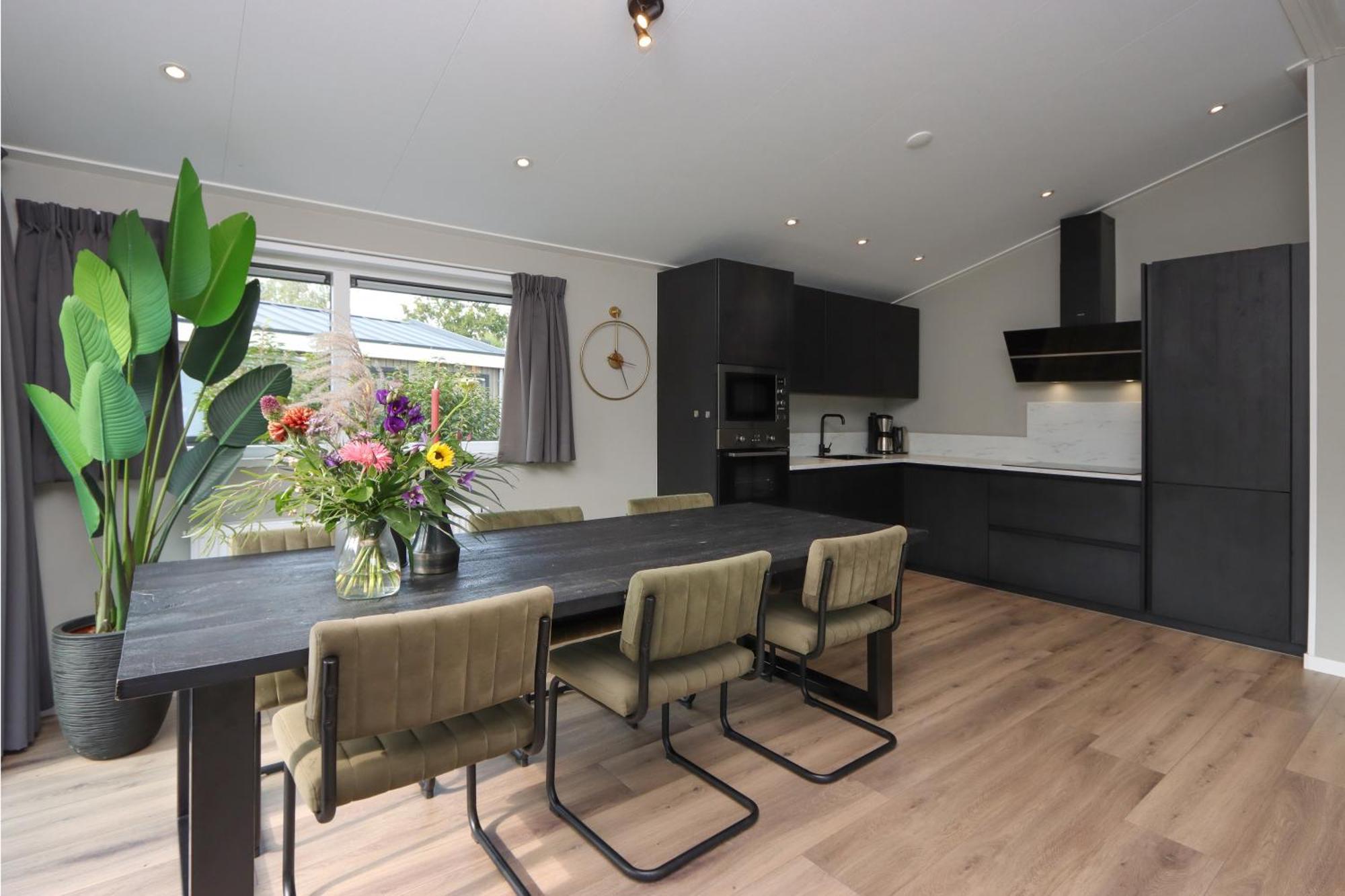Wellness Chalet Veluwemeer Biddinghuizen Exteriör bild