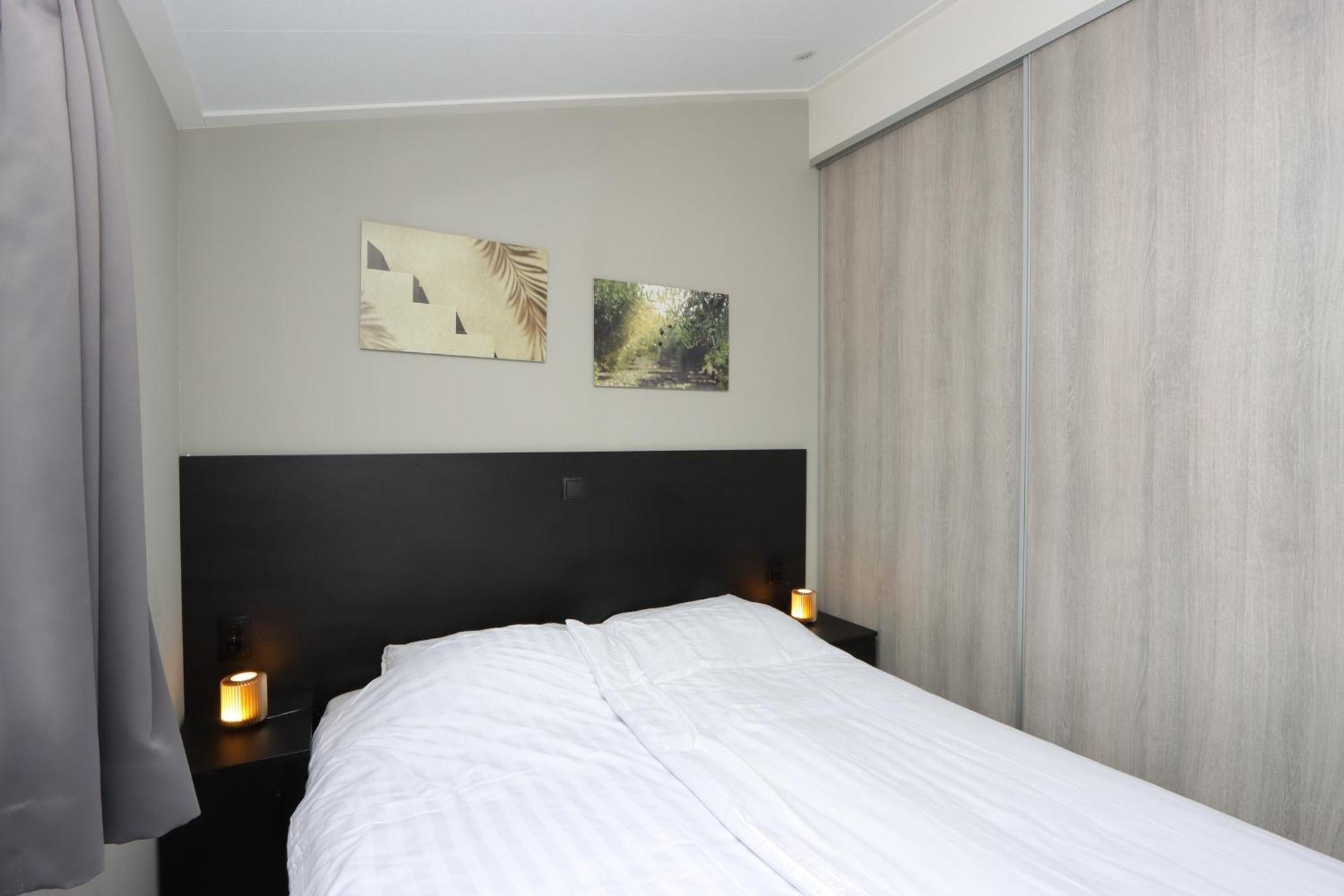 Wellness Chalet Veluwemeer Biddinghuizen Exteriör bild